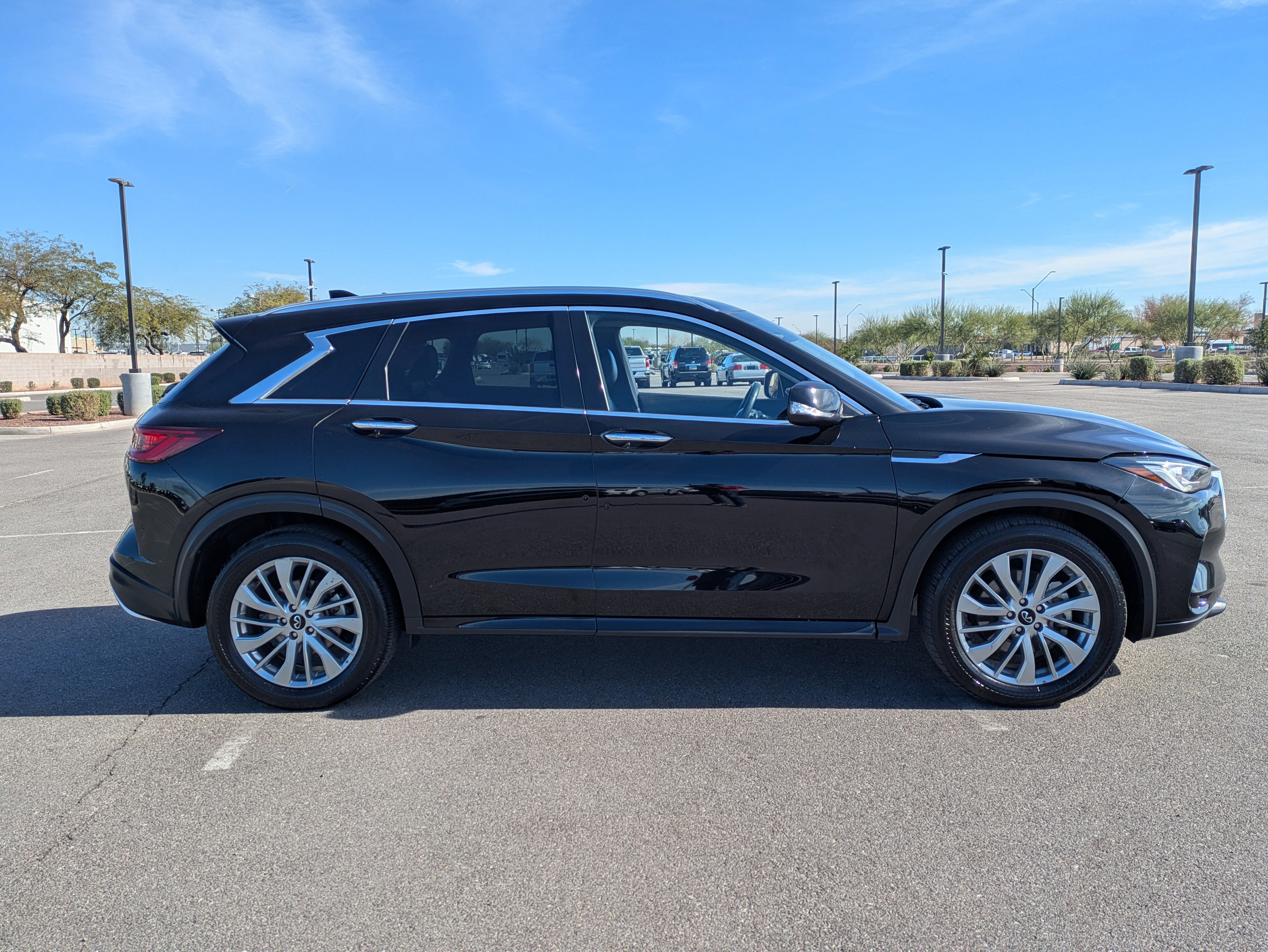 Used 2024 INFINITI QX50 Luxe image 6