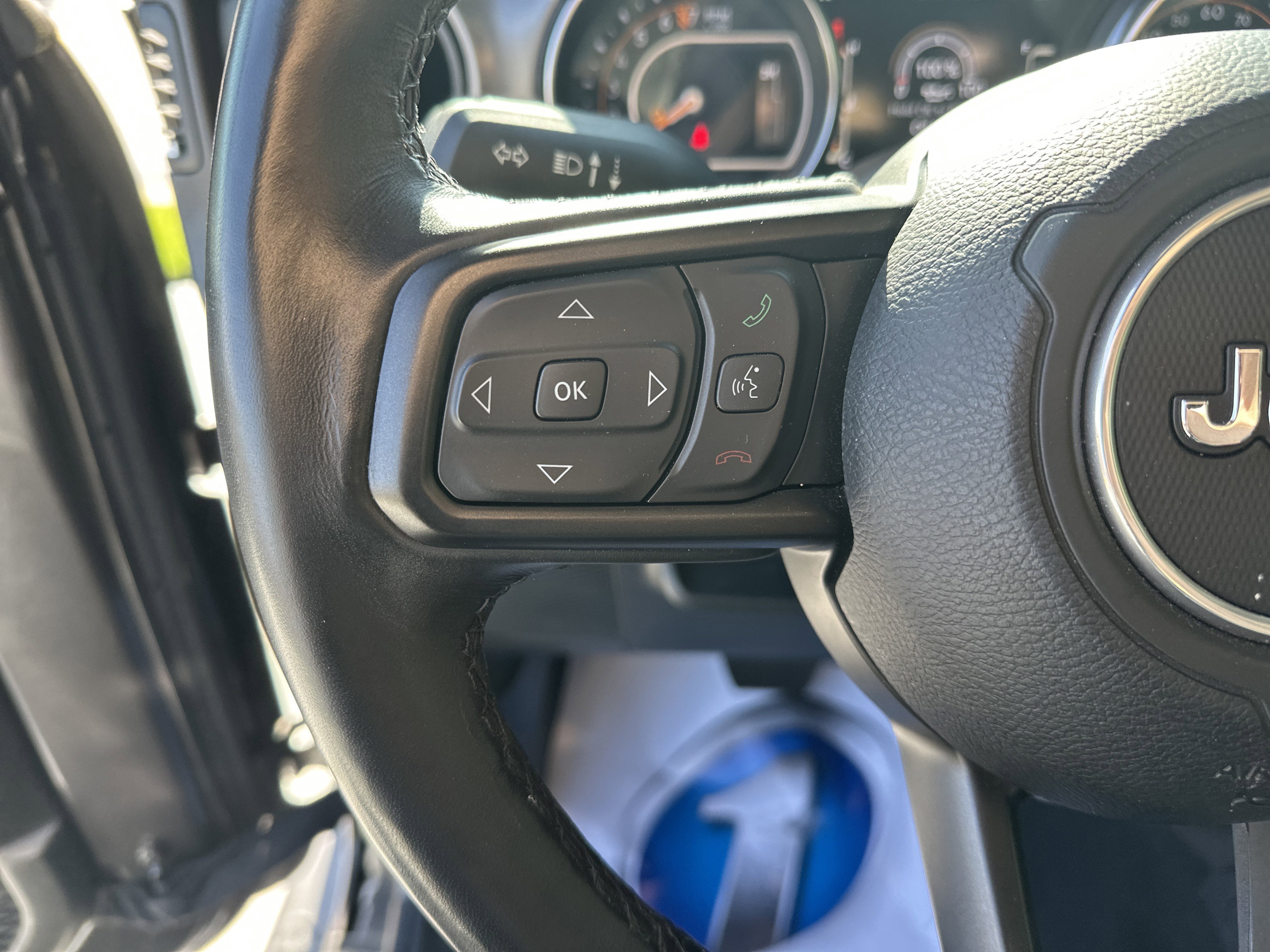 Used 2022 Jeep Gladiator Sport AWD/4WD image 19