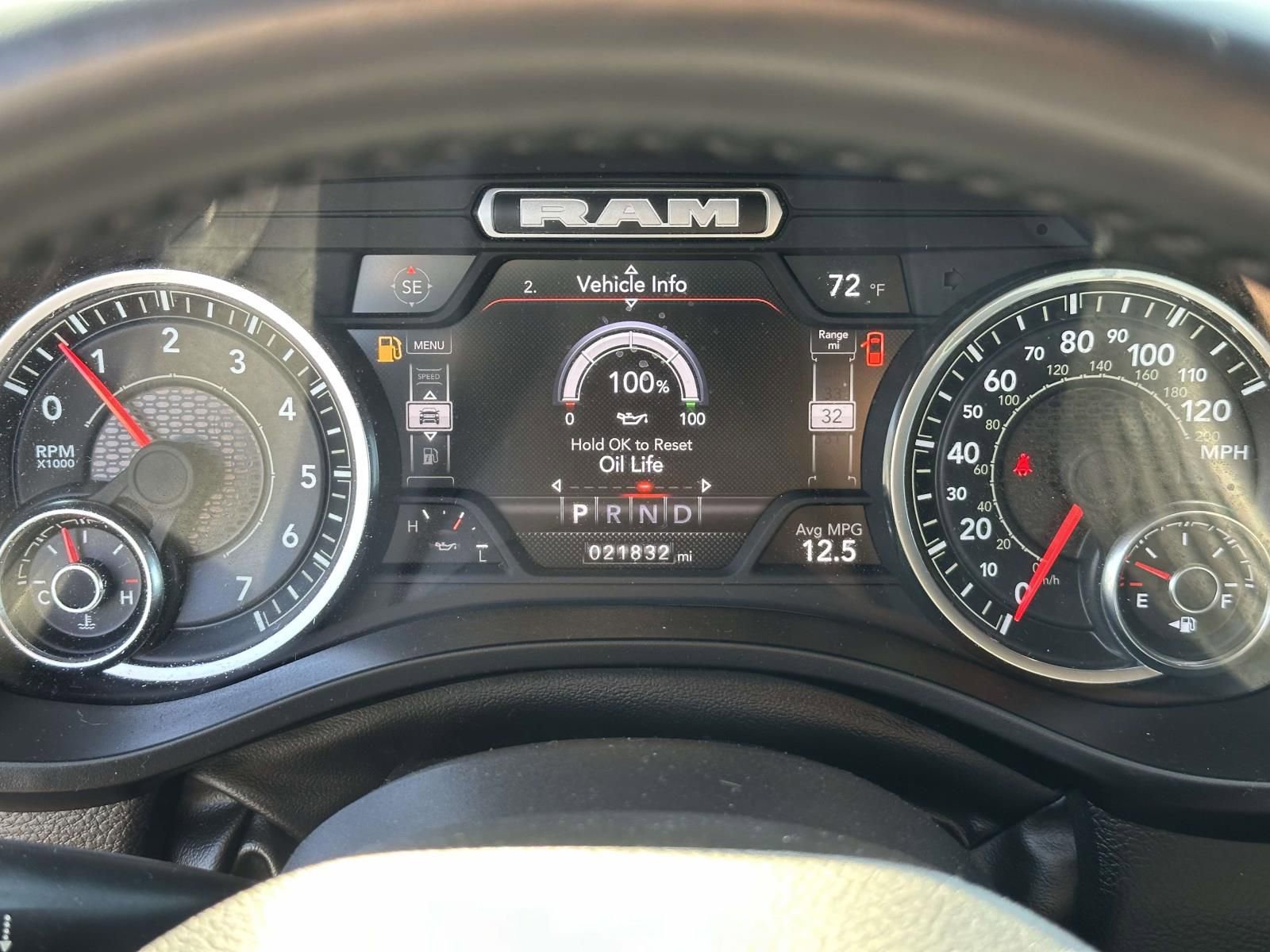 Used 2023 RAM 1500 Laramie AWD/4WD image 19