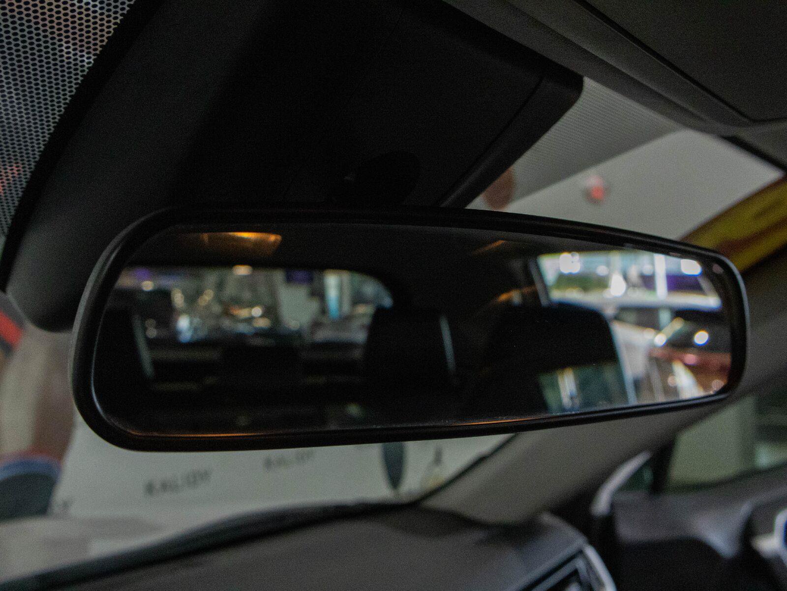 Used 2019 Toyota RAV4 XLE Premium FWD image 12