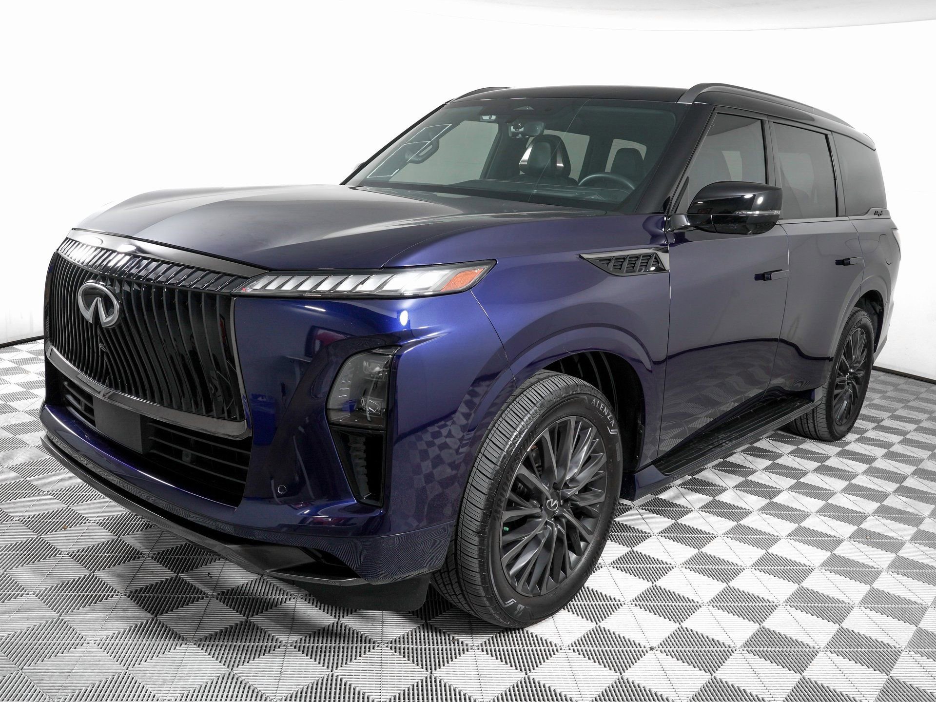 Used 2025 INFINITI QX80 Autograph AWD/4WD image 8