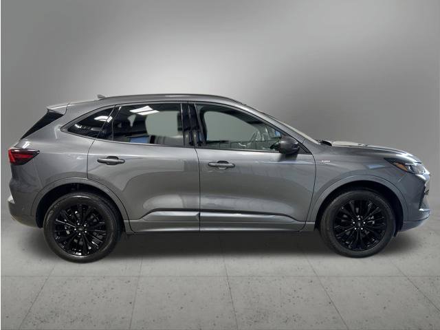 Used 2024 Ford Escape ST-Line Elite w/ Premium Technology Package AWD/4WD image 6