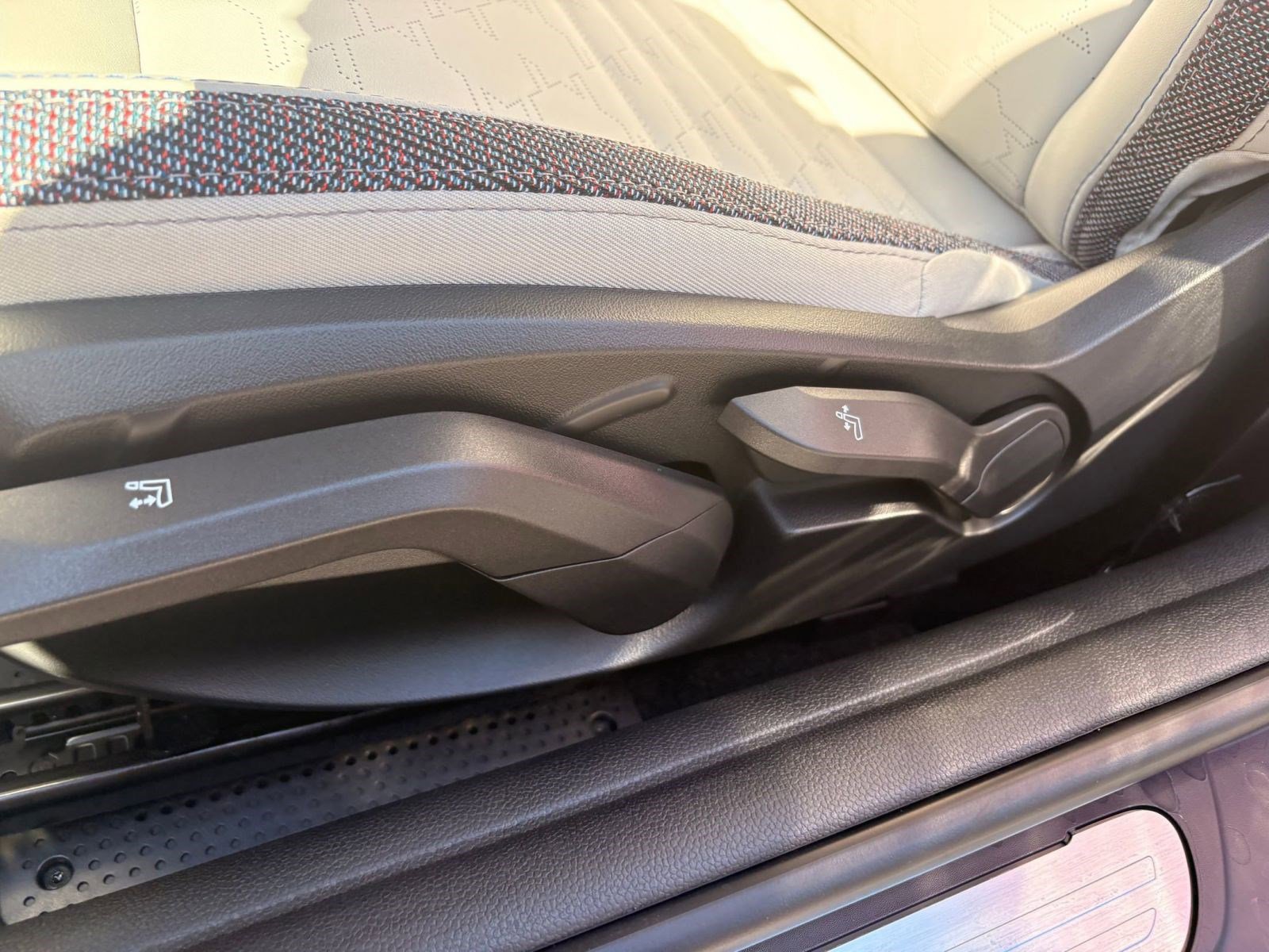 New 2026 MINI Cooper S image 14