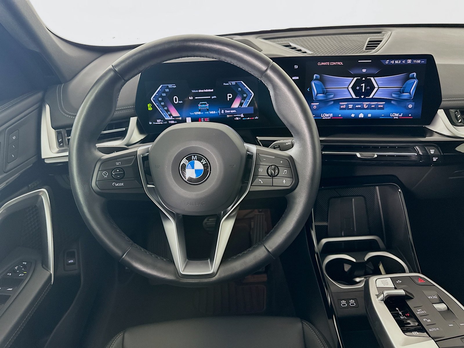 Used 2025 BMW X1 xDrive28i AWD/4WD image 15