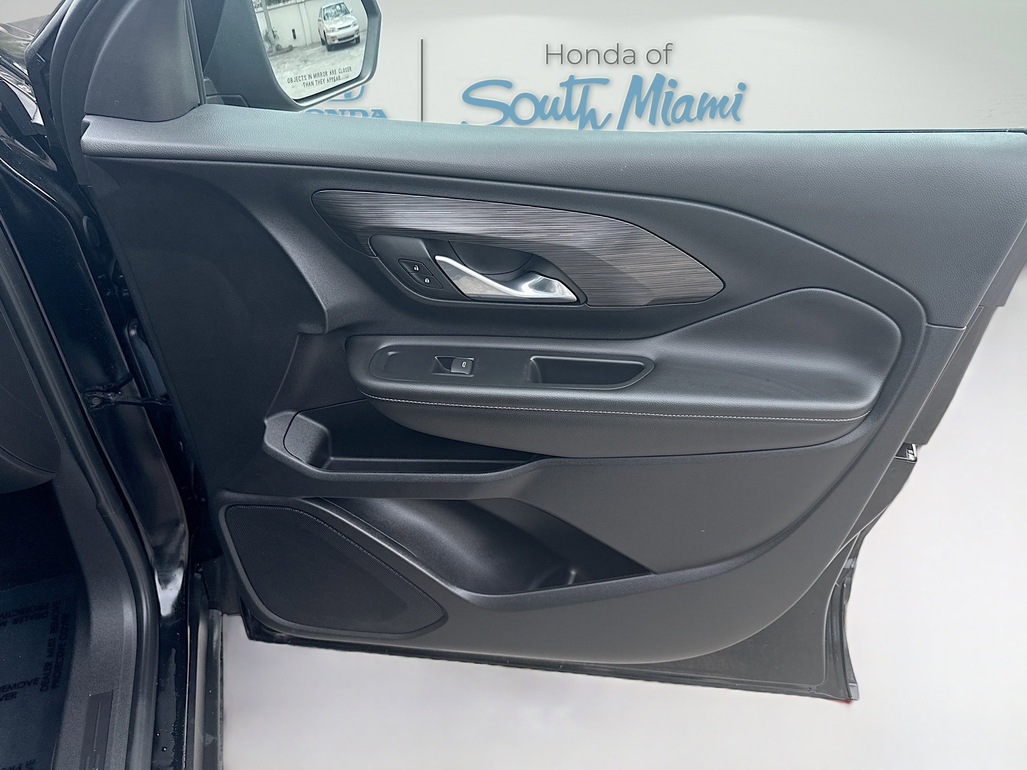 Used 2022 GMC Terrain SLE image 33