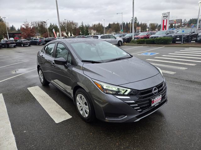 Used 2025 Nissan Versa S w/ Trunk Package image 2