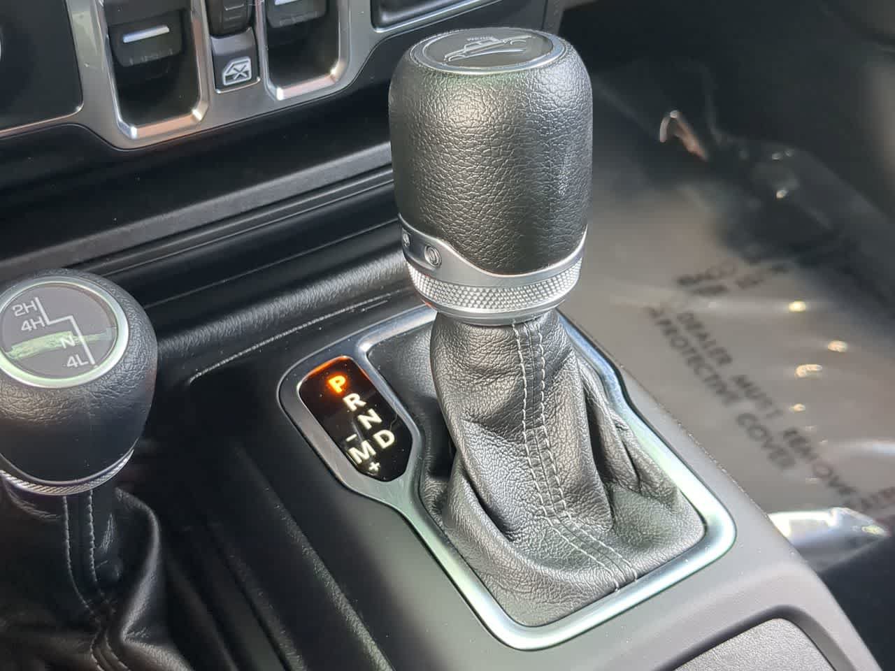 Used 2024 Jeep Gladiator Sport AWD/4WD image 31