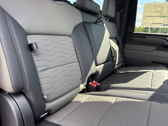 New 2026 Chevrolet Silverado 2500 ZR2 w/ LPO, Dark Essentials Package AWD/4WD image 18