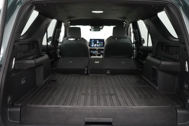 Used 2025 Toyota 4Runner Trailhunter AWD/4WD image 50