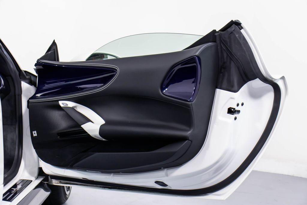 Certified 2022 Ferrari SF90 Spider AWD/4WD image 46