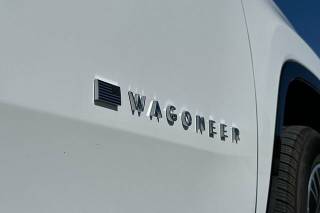 New 2025 Jeep Wagoneer 4WD w/ Convenience Group I image 25