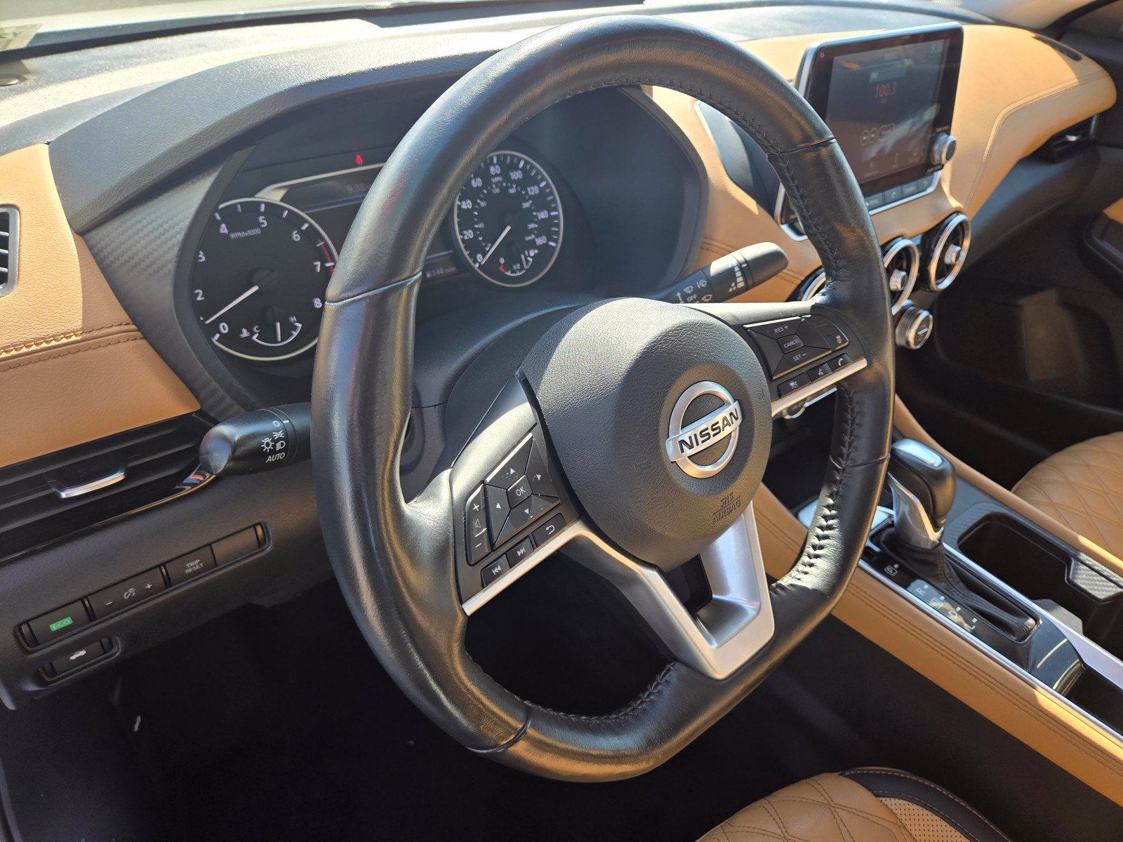 Used 2022 Nissan Sentra SV w/ SV Premium Package FWD image 12