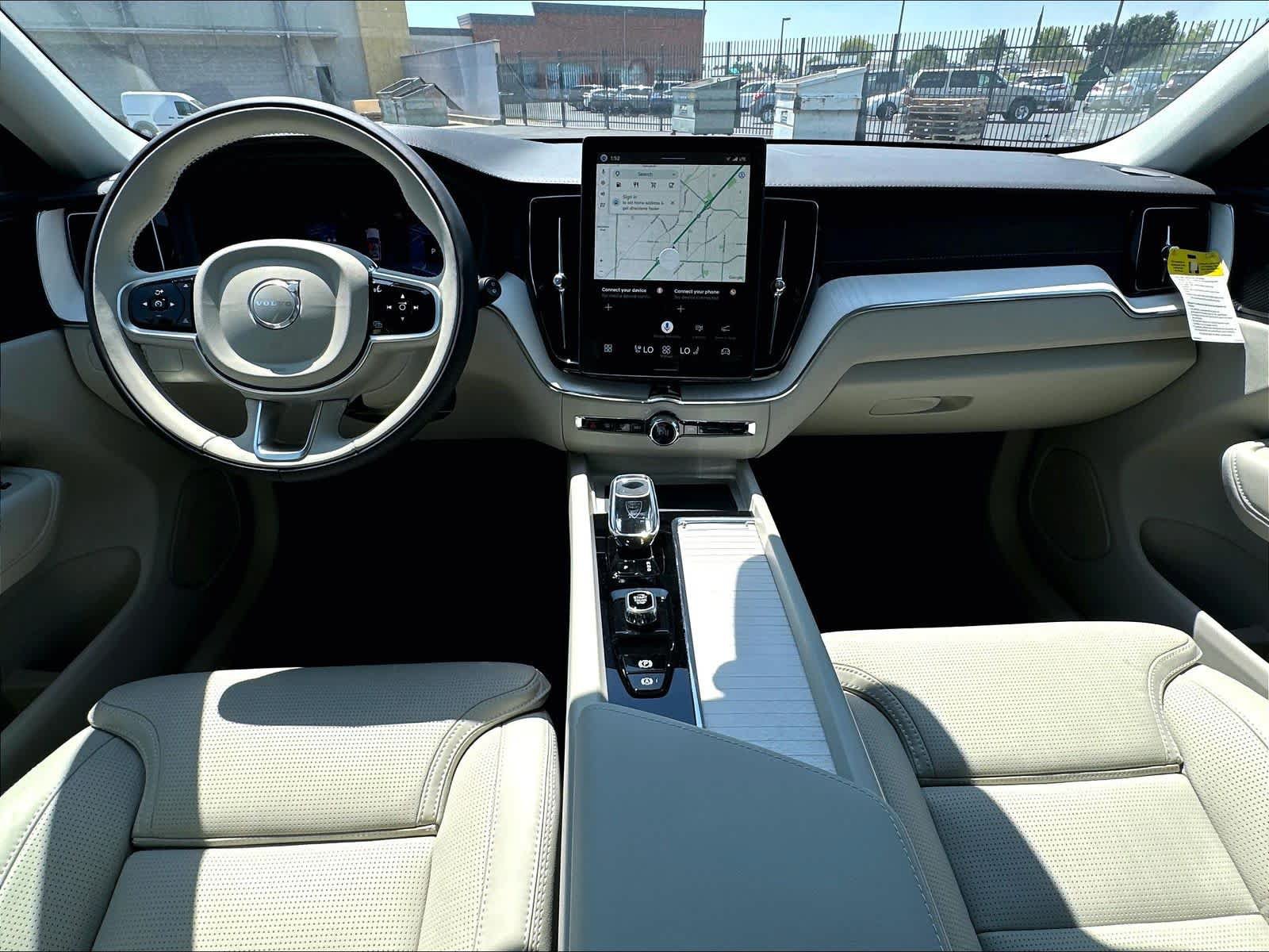 New 2026 Volvo XC60 B5 Ultra w/ Climate Package PRO AWD/4WD image 7