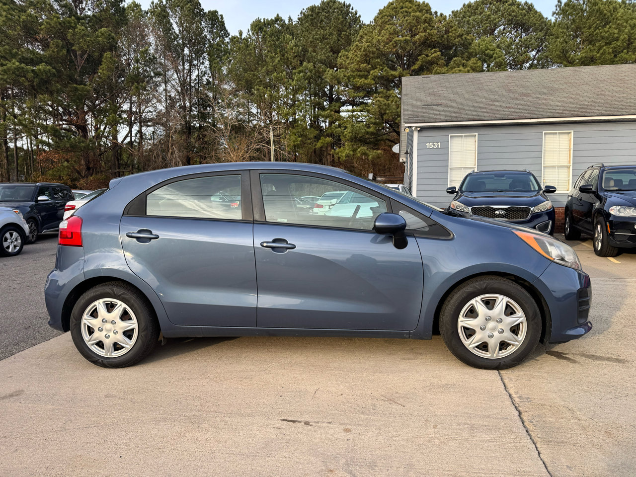 Used 2016 Kia Rio LX image 4