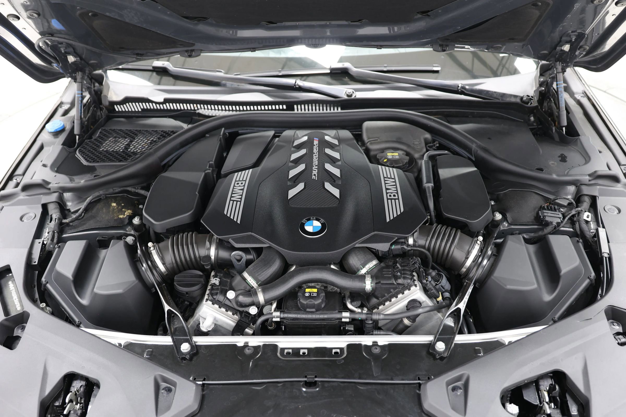Used 2022 BMW M850i xDrive Convertible AWD/4WD image 81