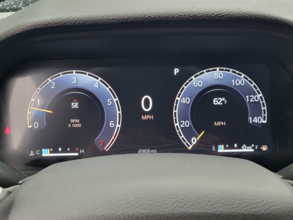 Used 2024 Jeep Grand Cherokee L Altitude RWD image 7