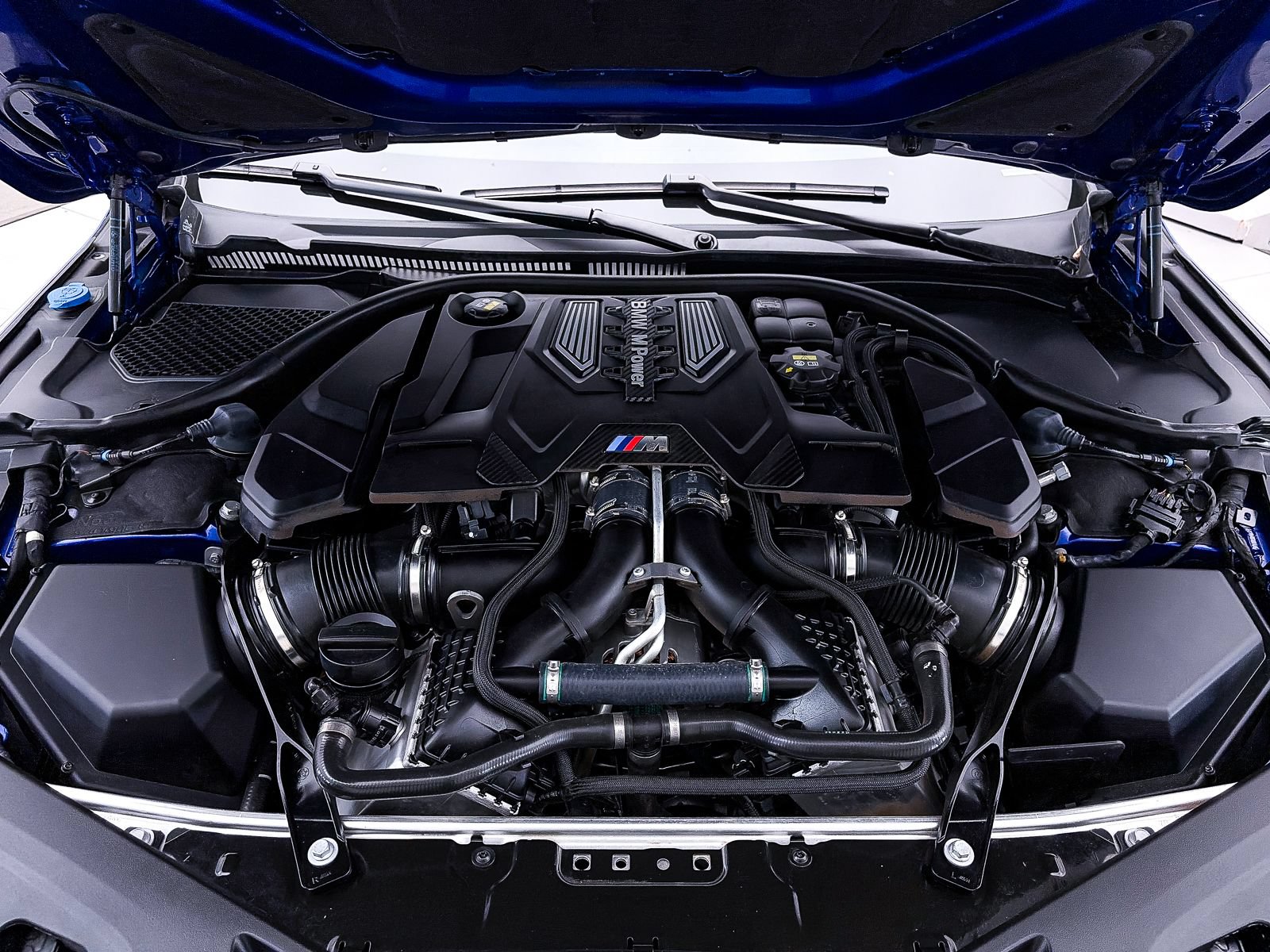 Used 2023 BMW M8 Competition w/ M Carbon Exterior Package AWD/4WD image 39