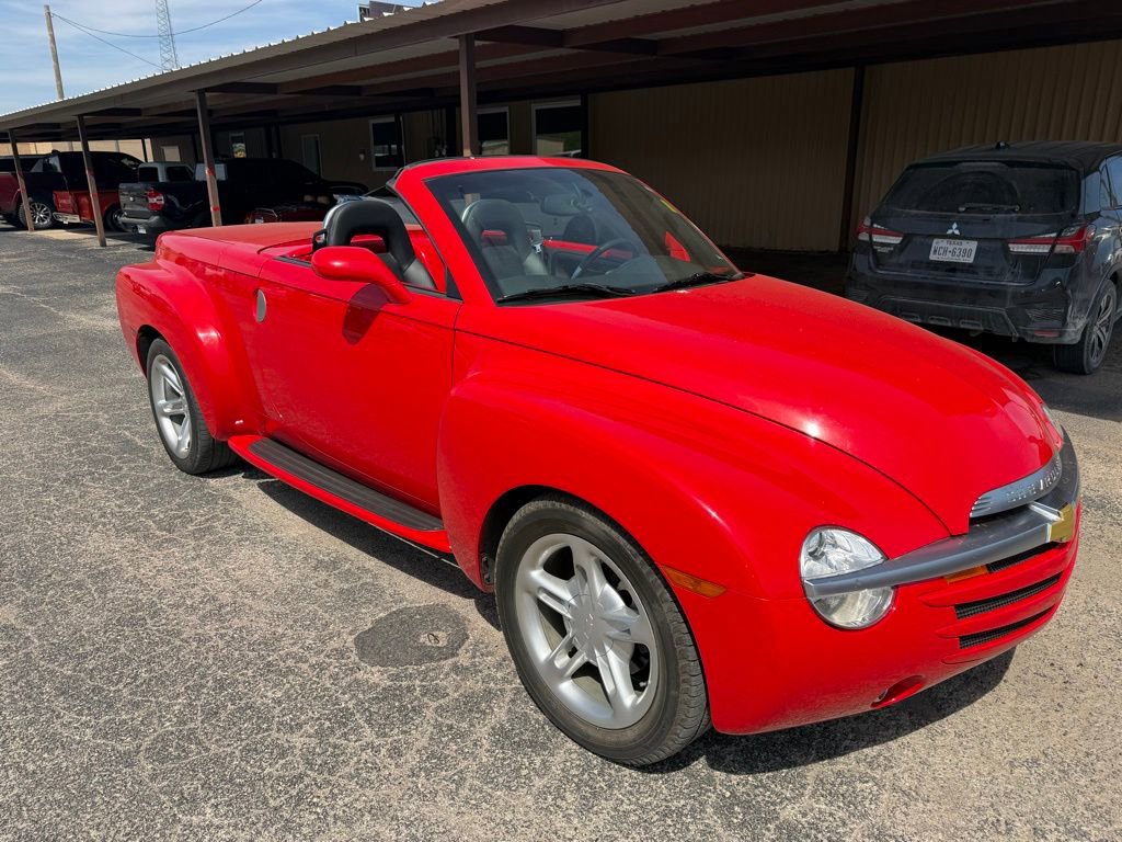 Used 2005 Chevrolet SSR w/ Preferred Equipment Group image 11