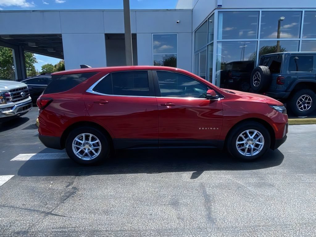 Used 2023 Chevrolet Equinox LT FWD image 11