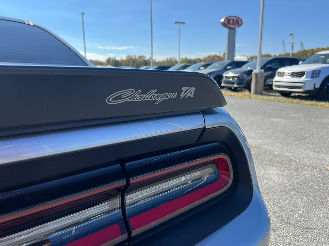 Used 2018 Dodge Challenger T/A image 5