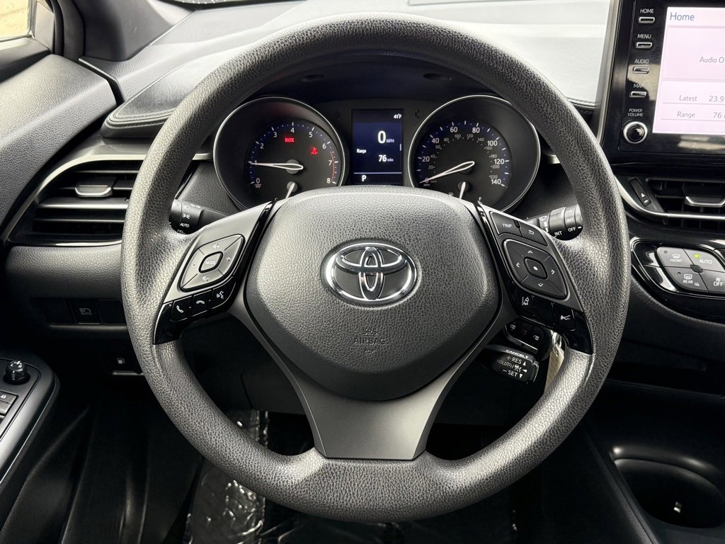 Used 2019 Toyota C-HR LE image 33