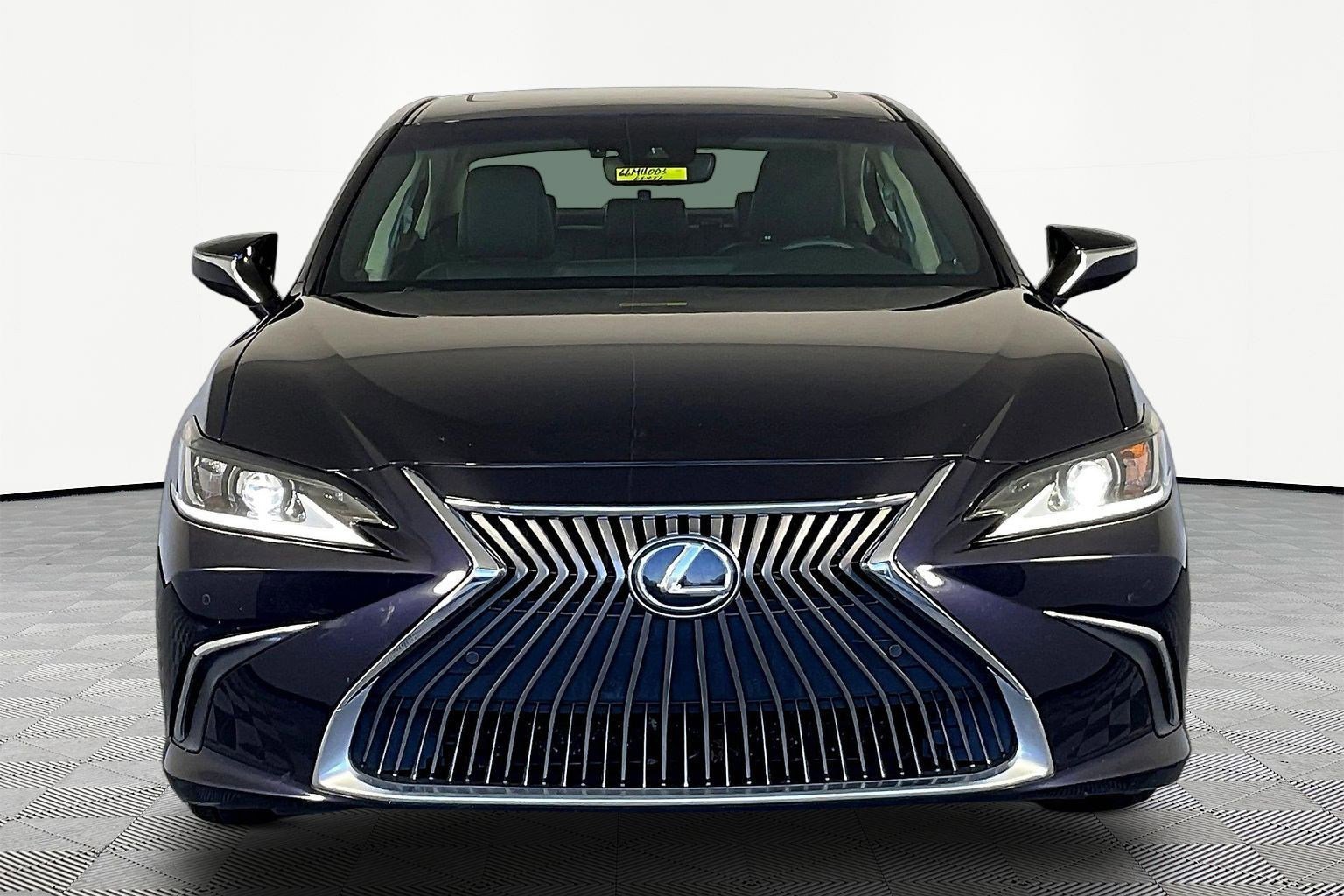 Used 2021 Lexus ES 250 w/ Premium Package AWD/4WD image 2