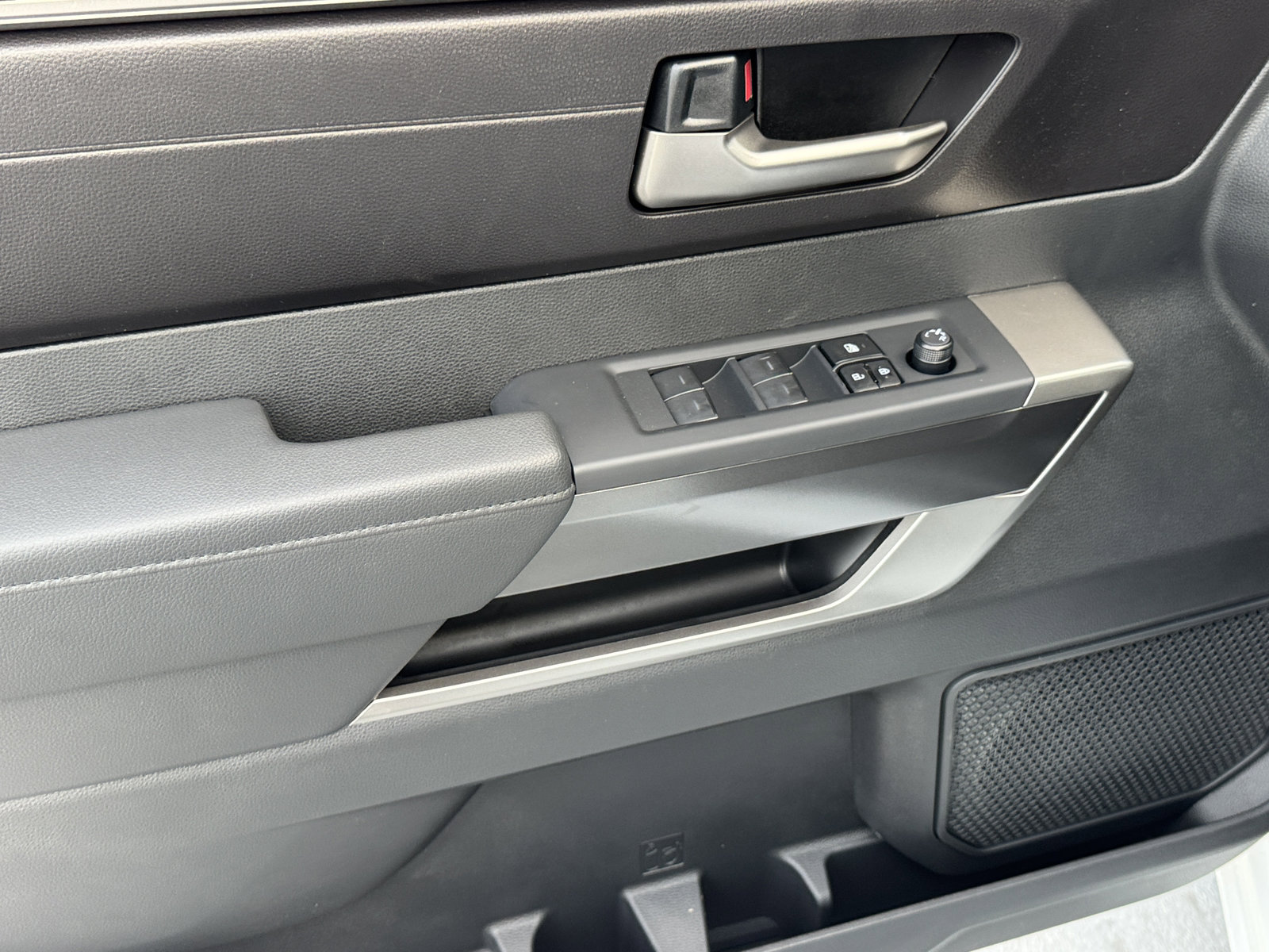 New 2026 Toyota Tundra SR5 image 17