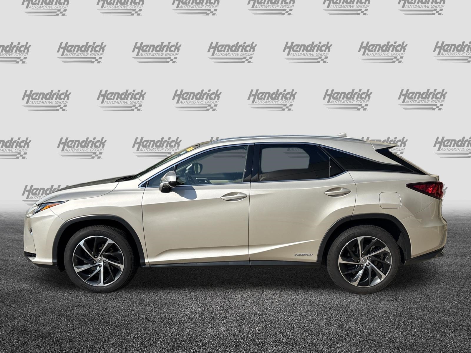 Used 2017 Lexus RX 450h AWD w/ Luxury Package image 7