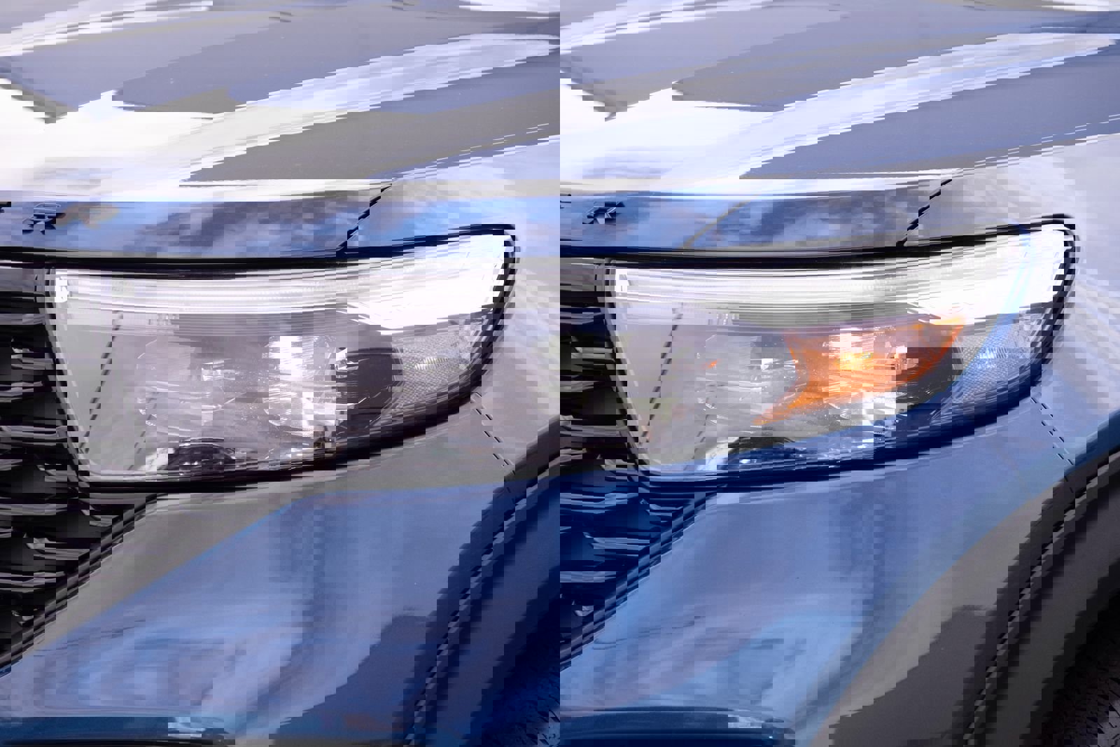 Used 2023 Ford Explorer ST-Line image 24