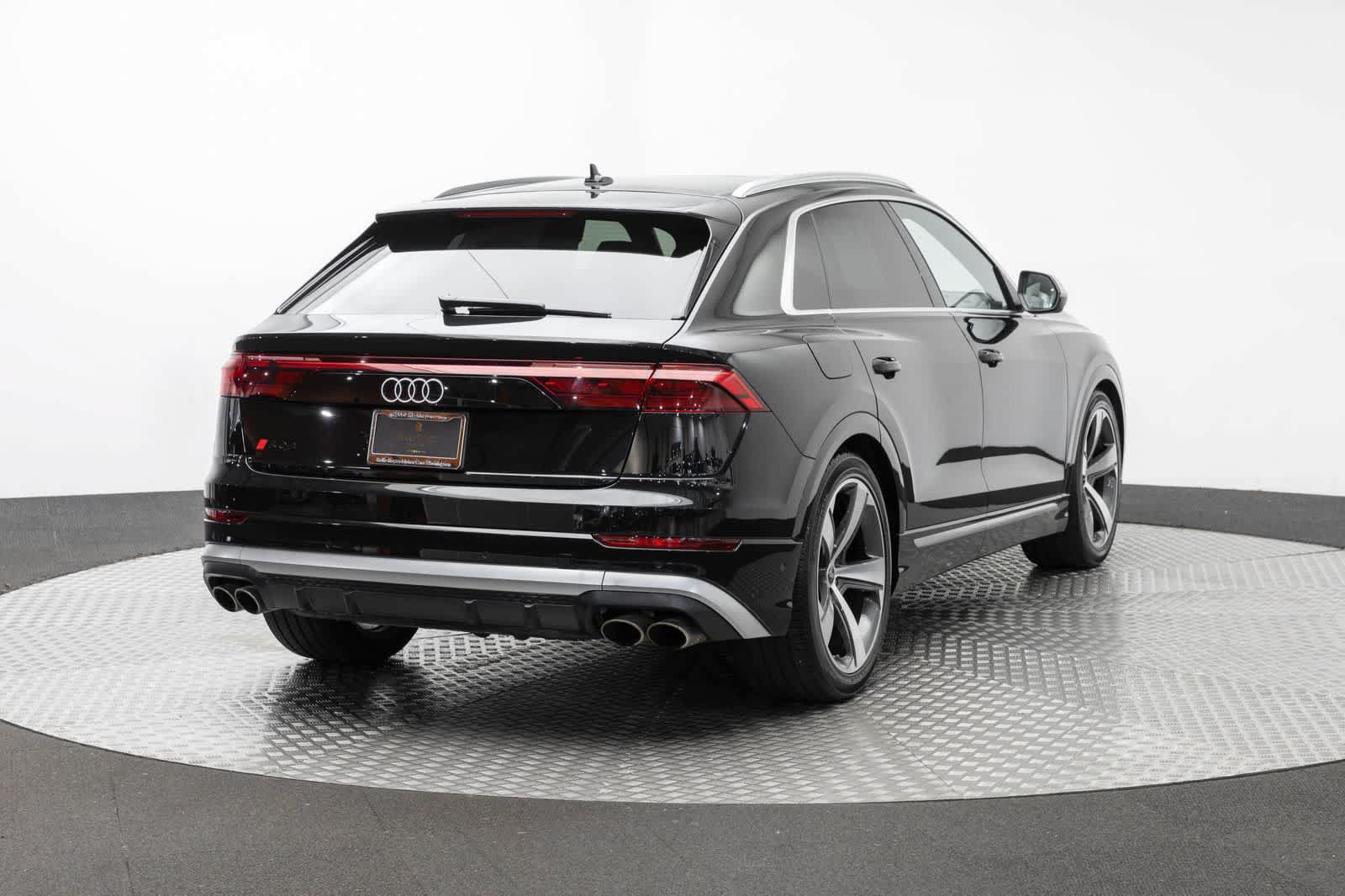 Used 2024 Audi SQ8 Prestige w/ Prestige Package AWD/4WD image 22