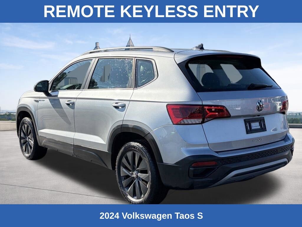 Used 2024 Volkswagen Taos S image 3