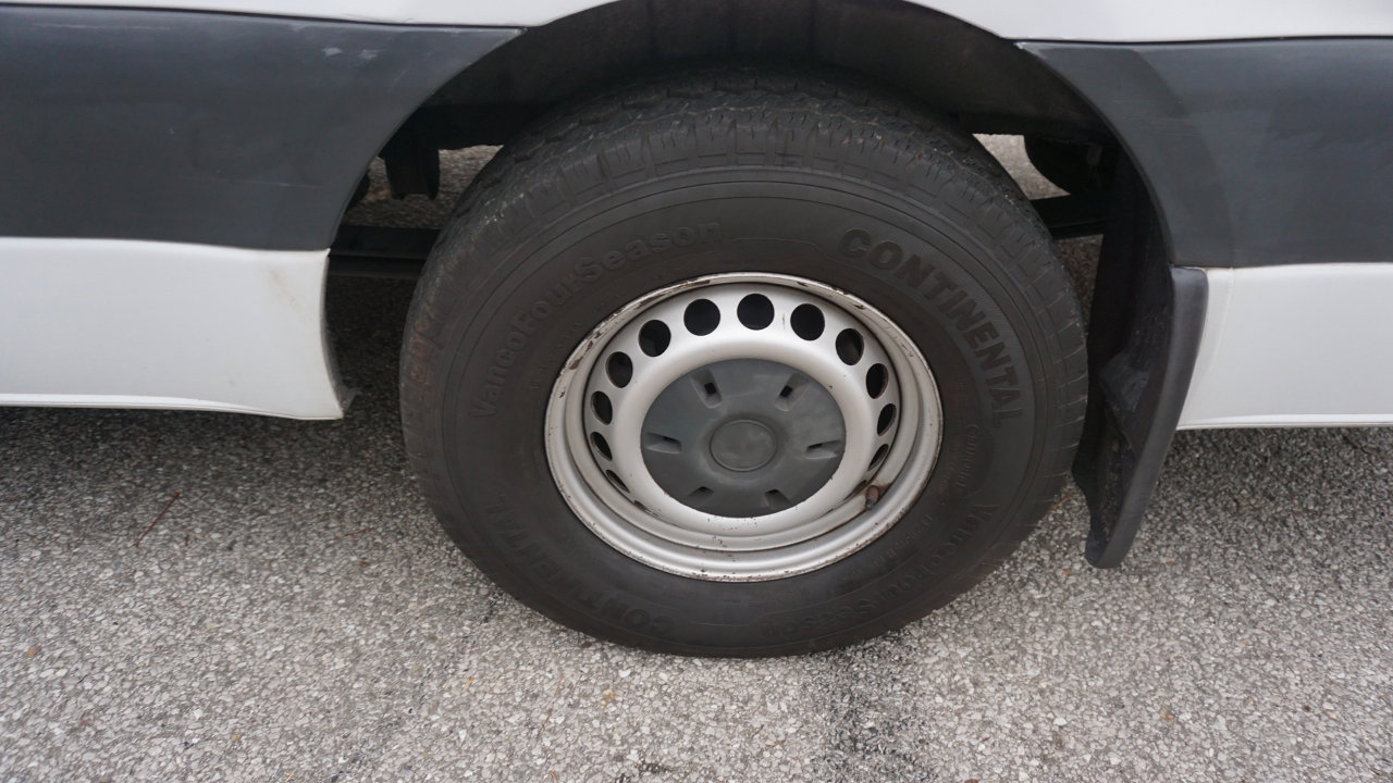 Used 2019 Freightliner Sprinter 170 image 10