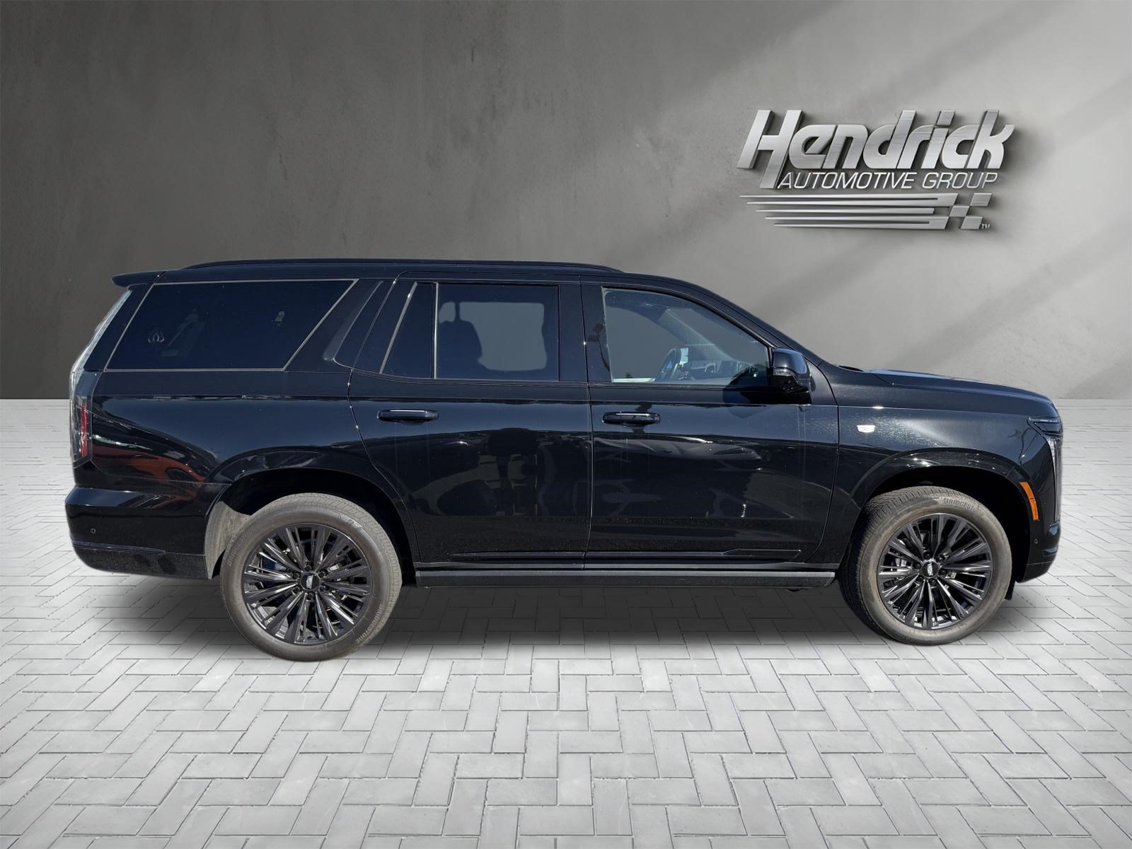 Used 2025 Cadillac Escalade Sport w/ LPO, ONYX Package AWD/4WD image 9