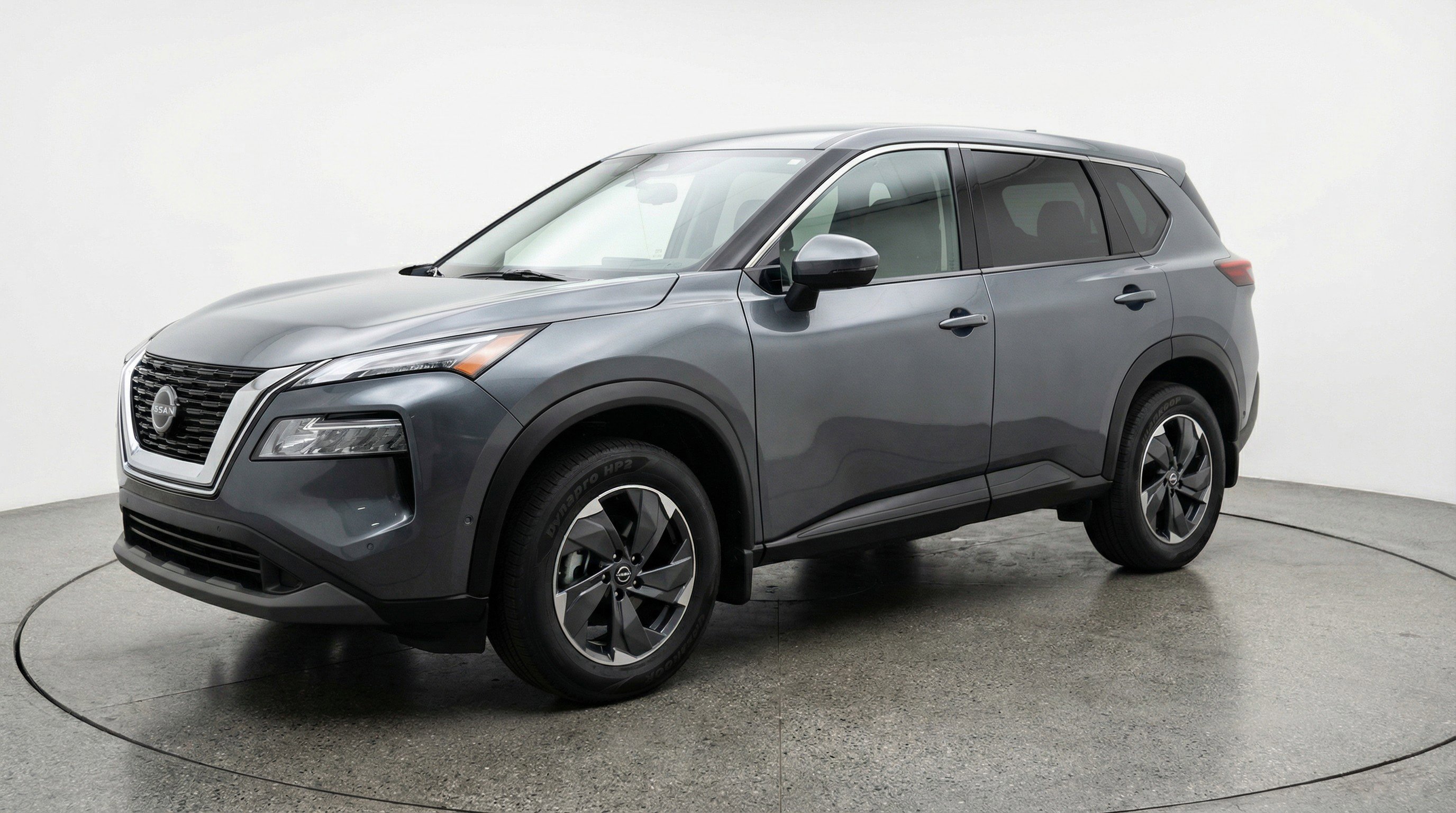 Used 2025 Nissan Rogue SV AWD/4WD image 3
