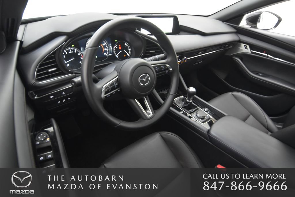 Certified 2025 MAZDA MAZDA3 2.5 S Hatchback w/ Appearance Package FWD image 29