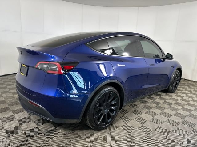 Used 2021 Tesla Model Y Long Range image 3