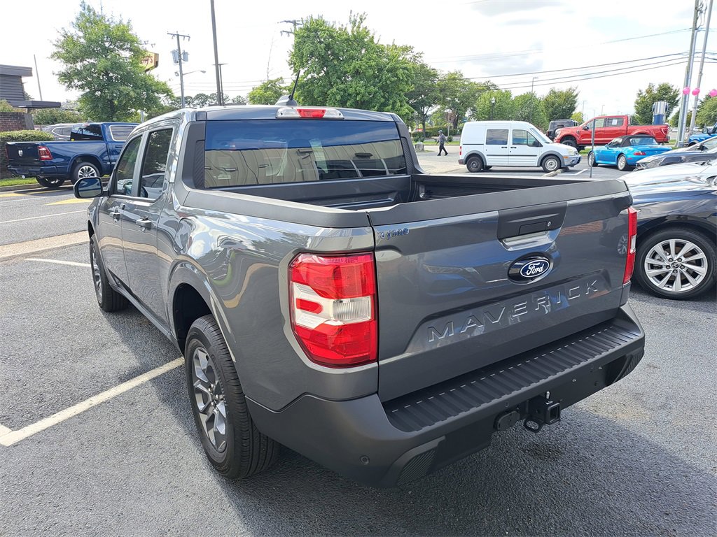 New 2025 Ford Maverick XLT w/ XLT Luxury Package image 4