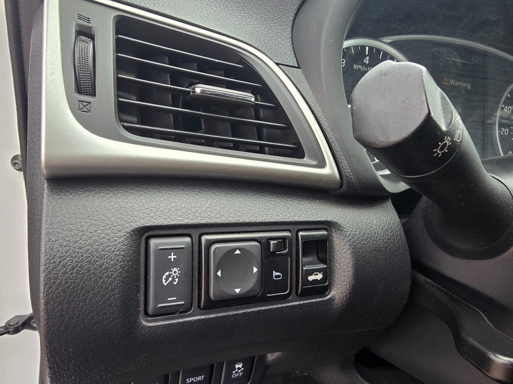 Used 2018 Nissan Sentra S FWD image 20