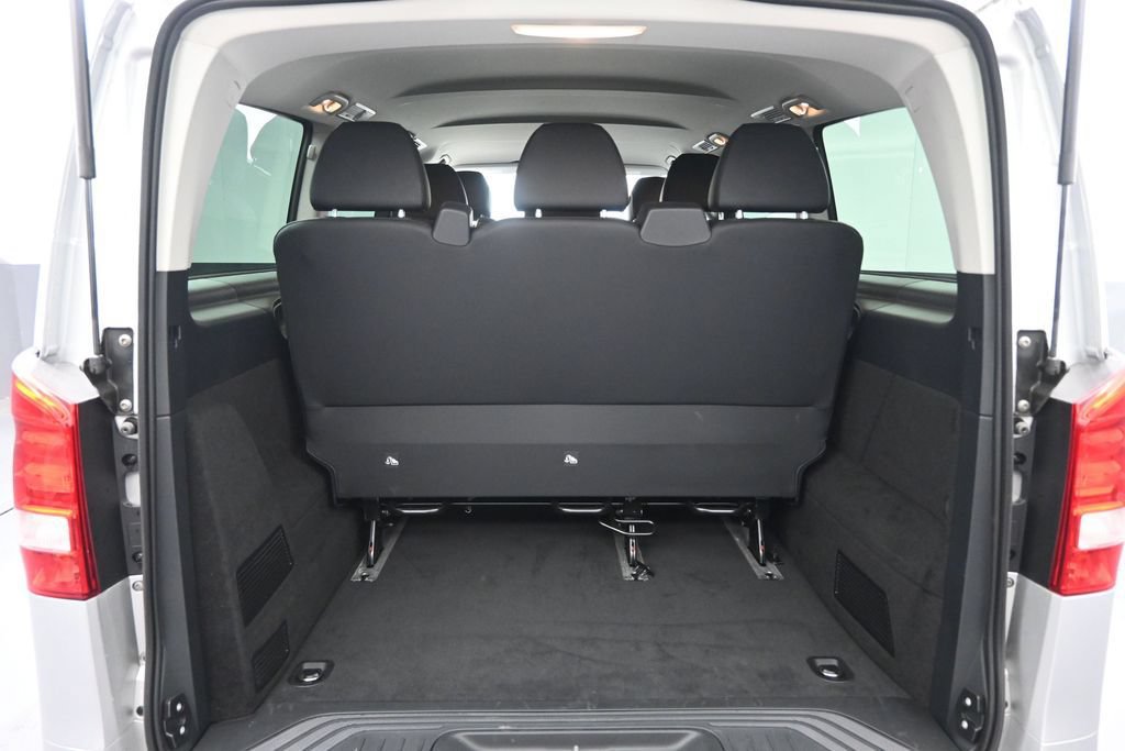 Used 2023 Mercedes-Benz Metris Passenger image 30