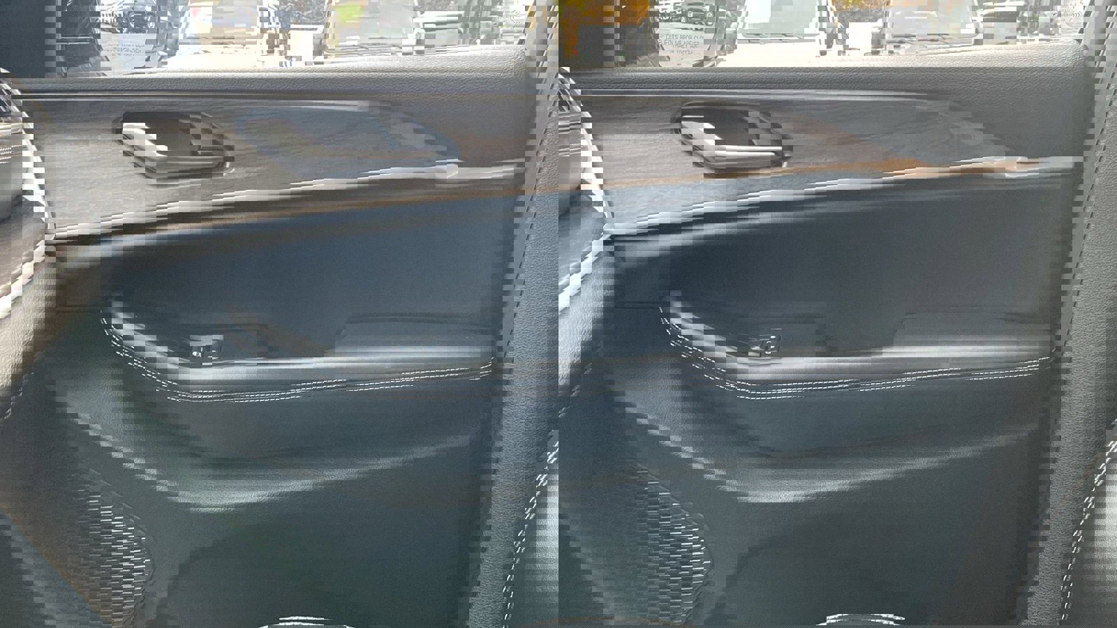 Certified 2023 Jeep Grand Cherokee L Limited image 17