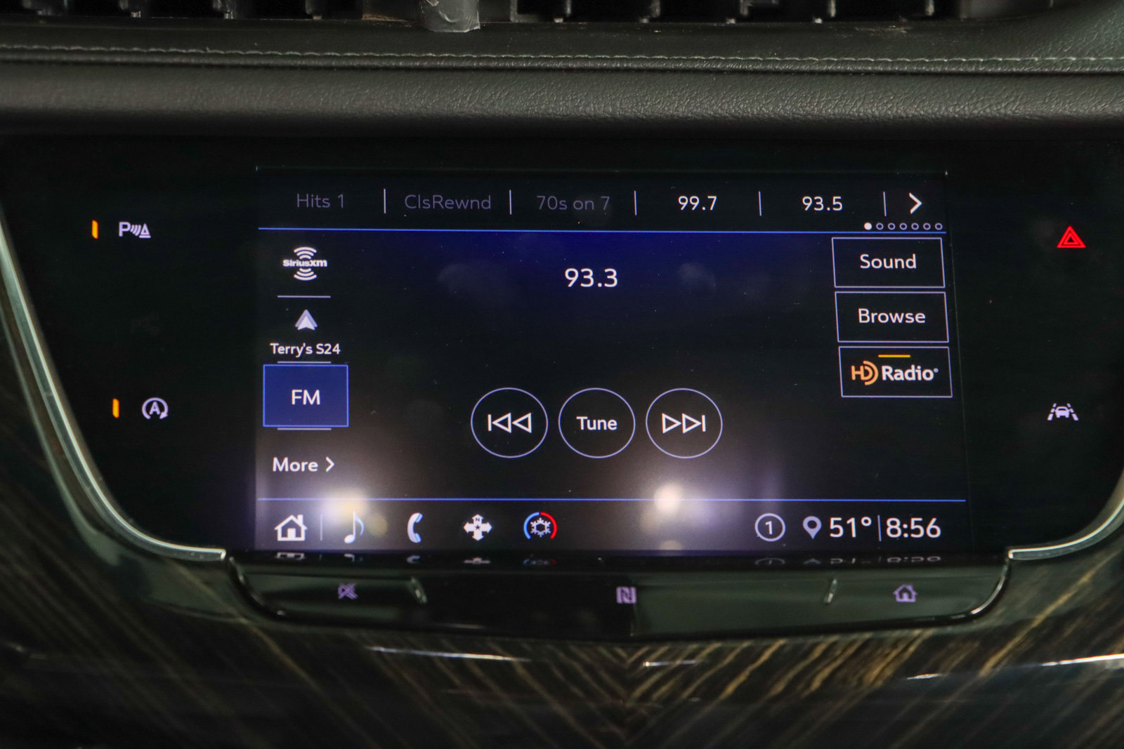 Used 2020 Cadillac XT6 Premium Luxury image 19