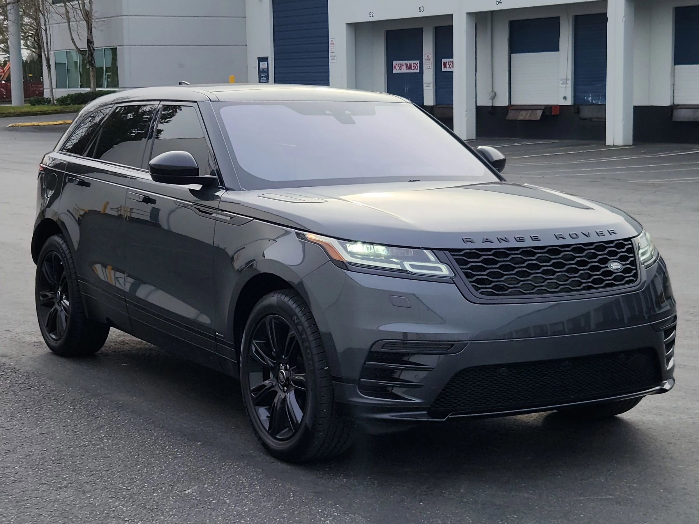 Used 2020 Land Rover Range Rover Velar R-Dynamic S image 5