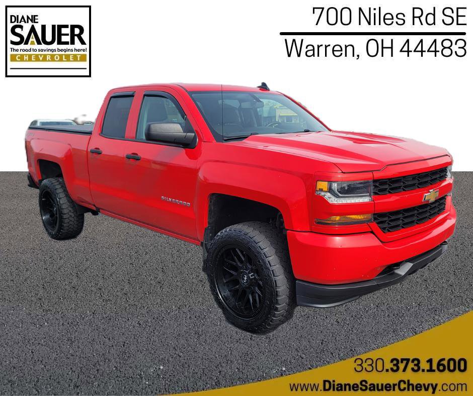 Used 2018 Chevrolet Silverado 1500 Custom w/ Custom Convenience Package AWD/4WD image 1