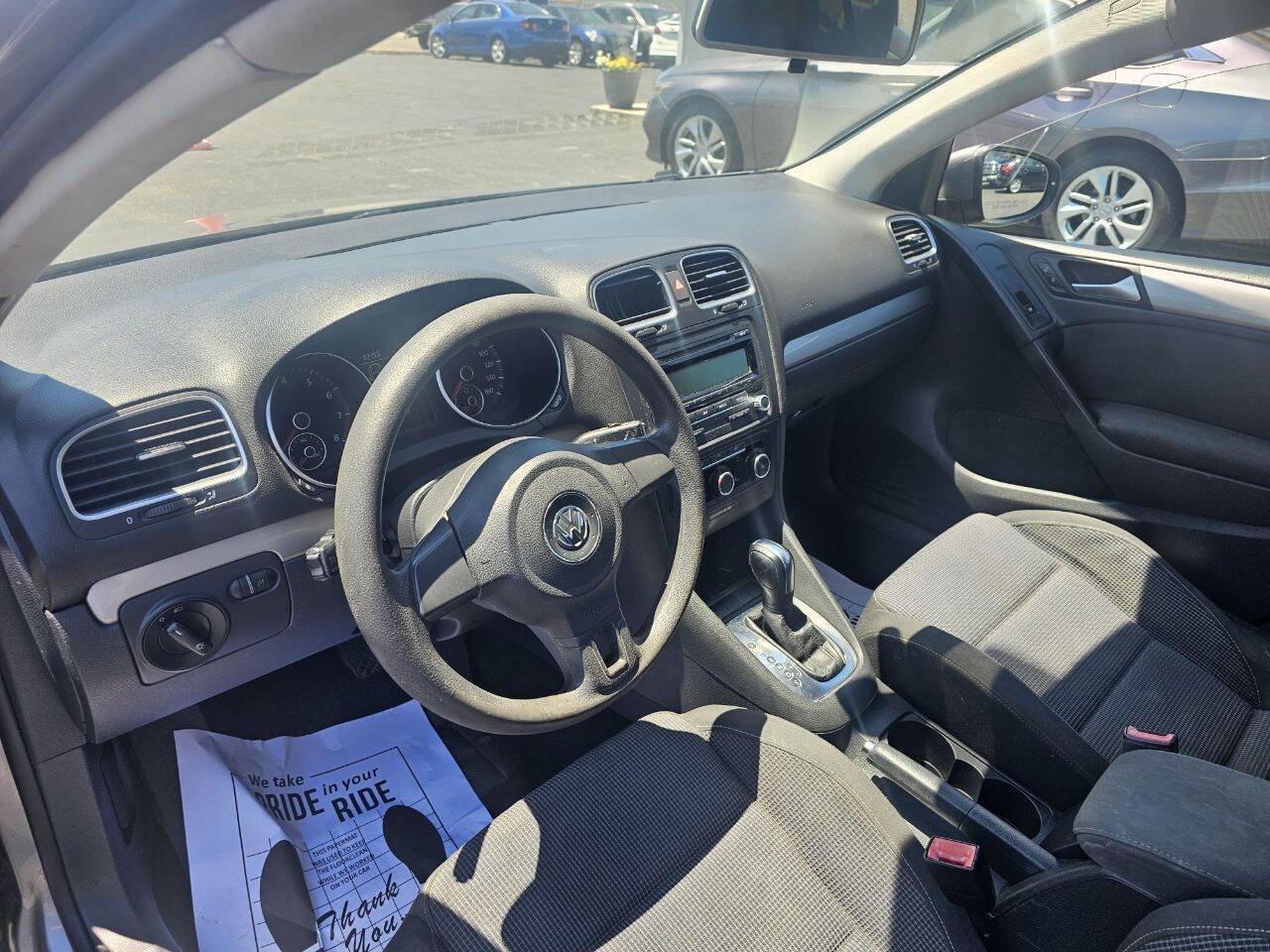Used 2012 Volkswagen Golf 4-Door FWD image 12