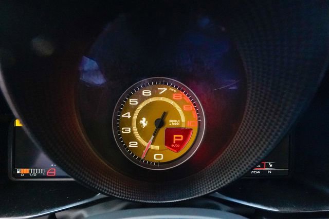 Used 2018 Ferrari 488 GTB image 67