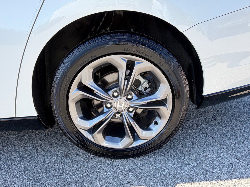 Used 2023 Honda Accord EX-L image 8