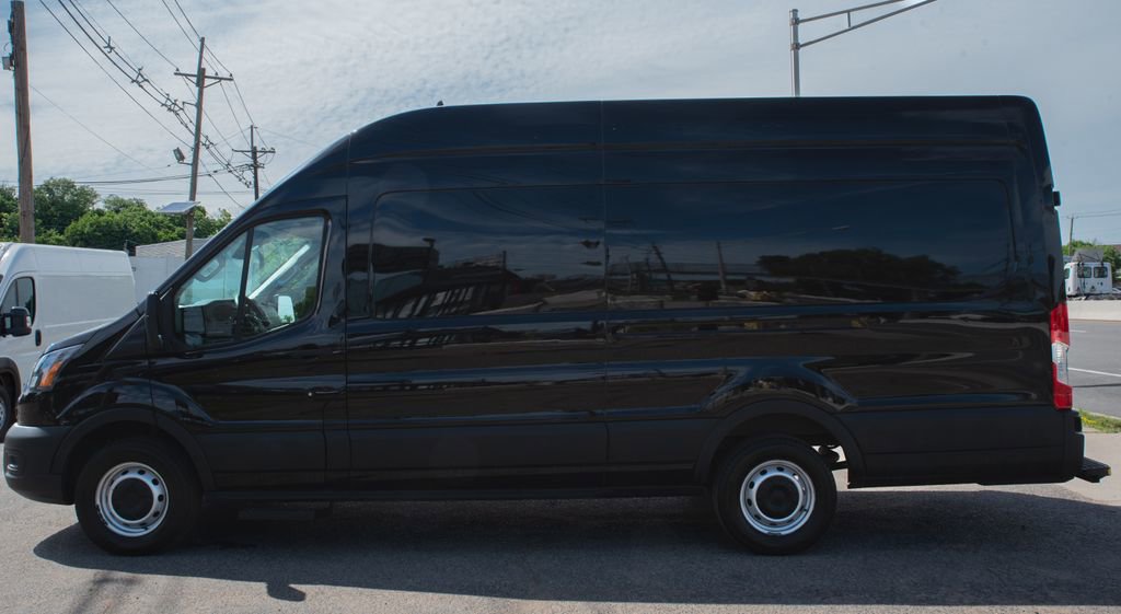 Used 2023 Ford Transit 250 148 High Roof Extended w/ Load Area Protection Package RWD image 6
