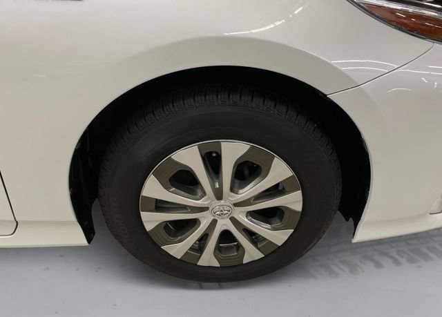 Used 2021 Toyota Prius Prime XLE FWD image 15
