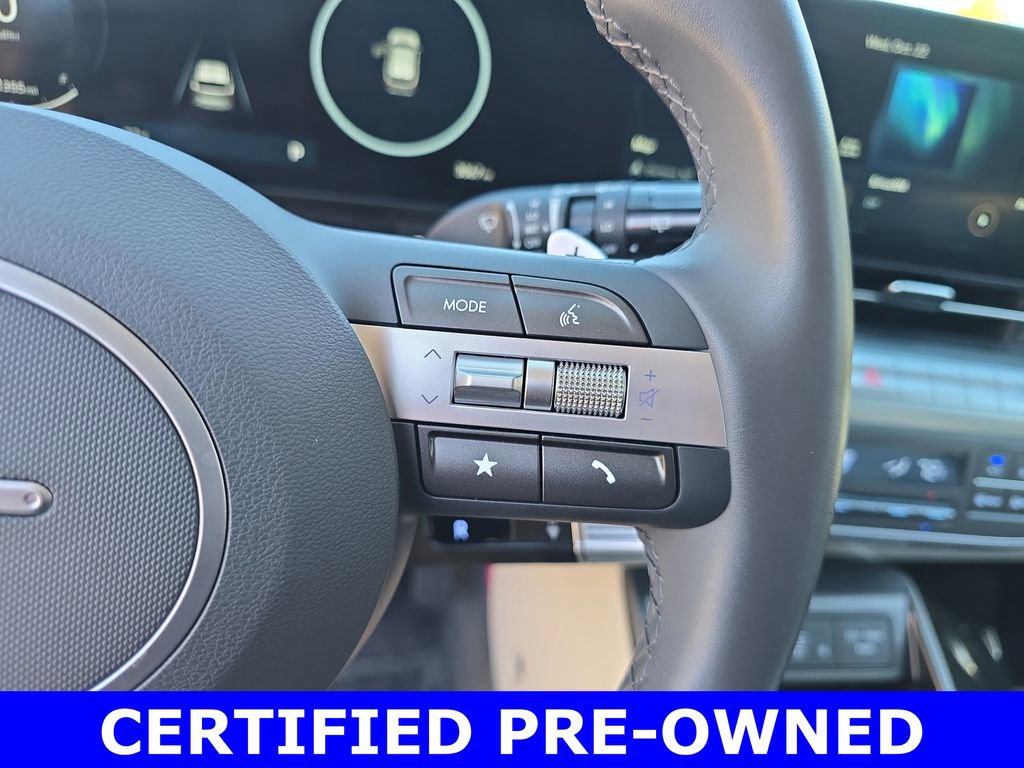 Used 2025 Hyundai Kona SEL image 17