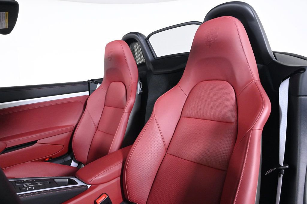 Certified 2025 Porsche 718 Boxster GTS image 5